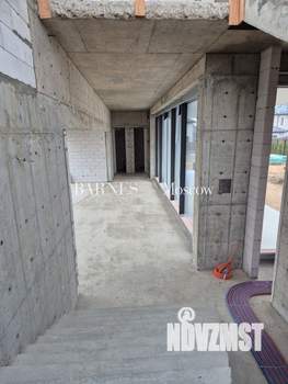 Дом 585м², 2-этажный, участок 18 сот.  