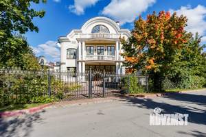 Дом 675м², 2-этажный, участок 18 сот.  