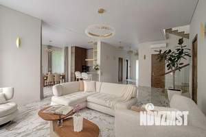 Дом 250м², 2-этажный, участок 10 сот.  
