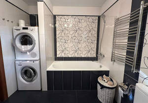 Дом 260м², 3-этажный, участок 12 сот.  