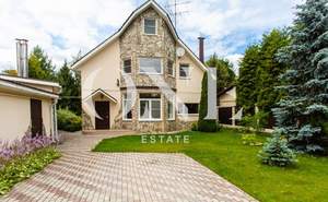 Дом 320м², 2-этажный, участок 9 сот.  