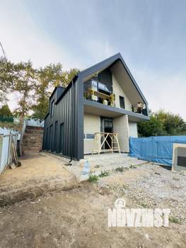 Дом 180м&sup2;, 2-этажный, участок 5 сот.  