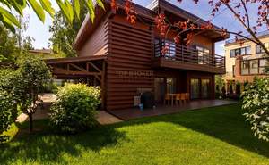 Дом 228м², 2-этажный, участок 6 сот.  