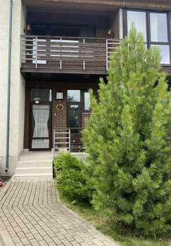 Дом 225м², 2-этажный, участок 2 сот.  