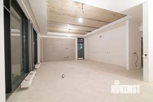 Дом 240м², 2-этажный, участок 8 сот.  