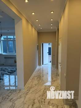 Дом 196м², 2-этажный, участок 7 сот.  