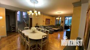 Коттедж 362м², 2-этажный, участок 11 сот.  