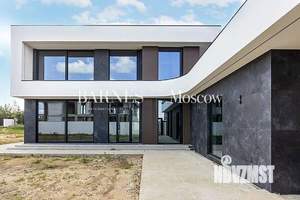 Дом 430м², 2-этажный, участок 16 сот.  