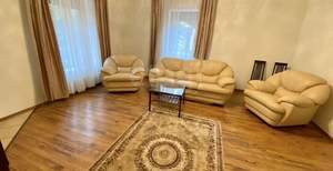 Дом 350м², 3-этажный, участок 8 сот.  