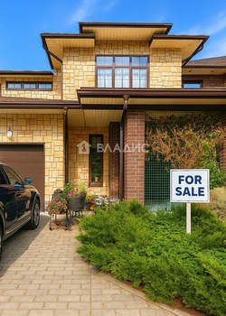 Дом 184м², 2-этажный, участок 4 сот.  