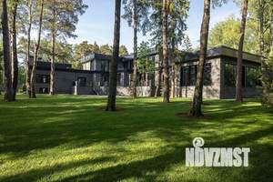 Дом 1700м², 2-этажный, участок 46 сот.  