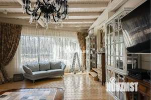 Коттедж 450м², 2-этажный, участок 35 сот.  