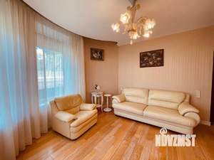 Дом 307м², 2-этажный, участок 24 сот.  