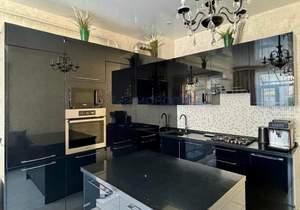 Дом 150м², 3-этажный, участок 2 сот.  
