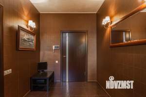 Таунхаус 350м², 3-этажный, участок 4 сот.  