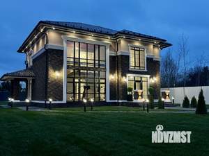 Коттедж 250м&sup2;, 2-этажный, участок 11 сот.  