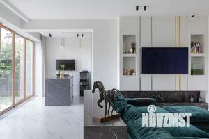 Дом 400м², 2-этажный, участок 18 сот.  