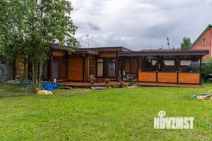 Дом 100м&sup2;, 1-этажный, участок 8 сот.  