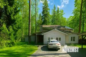 Дом 222м², 2-этажный, участок 30 сот.  