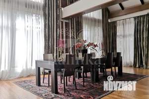 Дом 400м², 2-этажный, участок 90 сот.  