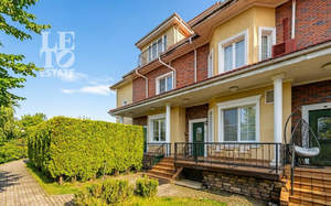 Дом 400м², 3-этажный, участок 2 сот.  