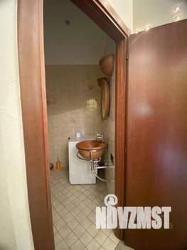 Дом 255м², 2-этажный, участок 10 сот.  