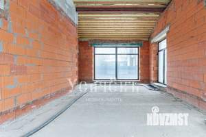 Дом 258м&sup2;, 2-этажный, участок 842 сот.  