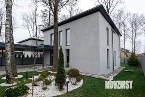 Дом 240м², 2-этажный, участок 8 сот.  