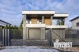 Дом 570м², 2-этажный, участок 12 сот.  