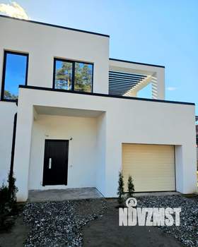 Дом 176м², 2-этажный, участок 6 сот.  