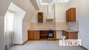 Таунхаус 300м², 2-этажный, участок 4 сот.  