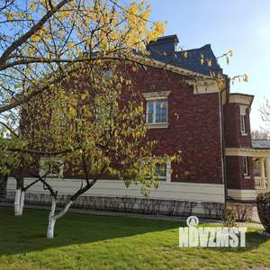 Коттедж 780м&sup2;, 4-этажный, участок 26 сот.  