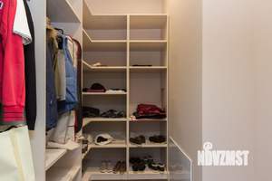 Дом 450м², 2-этажный, участок 6 сот.  