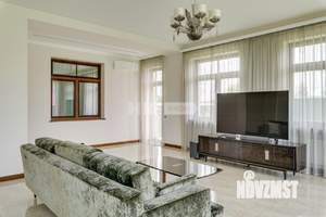 Дом 900м², 2-этажный, участок 18 сот.  