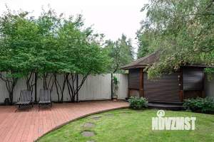 Дом 484м², 3-этажный, участок 9 сот.  