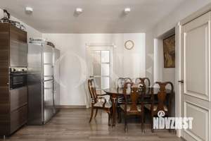 Дом 450м², 2-этажный, участок 35 сот.  