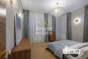 Дом 250м², 2-этажный, участок 10 сот.  