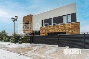 Дом 540м², 2-этажный, участок 25 сот.  