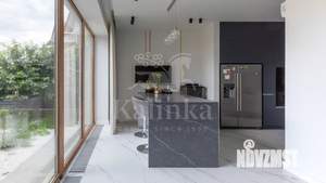 Дом 415м&sup2;, 2-этажный, участок 18 сот.  