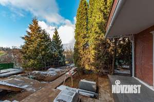 Таунхаус 430м², 3-этажный, участок 5 сот.  