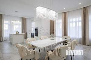 Коттедж 625м², 2-этажный, участок 8 сот.  