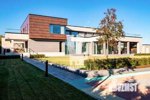 Коттедж 716м², 2-этажный, участок 26 сот.  