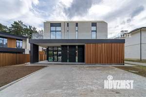 Дом 340м², 2-этажный, участок 8 сот.  