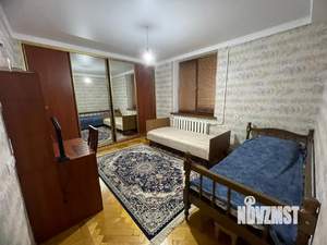 Дом 350м², 2-этажный, участок 5 сот.  
