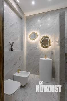 Коттедж 250м², 2-этажный, участок 10 сот.  