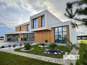 Коттедж 595м², 2-этажный, участок 22 сот.  