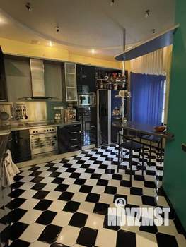 Дом 450м², 2-этажный, участок 33 сот.  