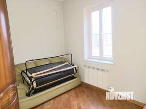 Коттедж 225м², 3-этажный, участок 14 сот.  