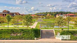 Коттедж 335м², 2-этажный, участок 21 сот.  