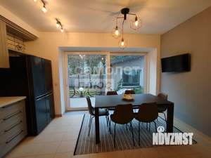 Дом 555м², 3-этажный, участок 29 сот.  